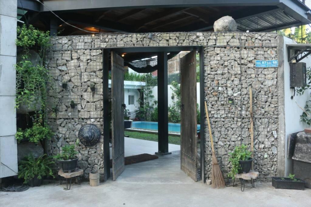 Villa Amalura I Джокьякарта Экстерьер фото
